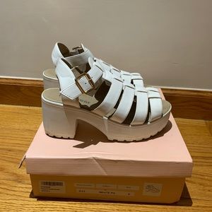 Koi White Fisherman Cleated Sandals